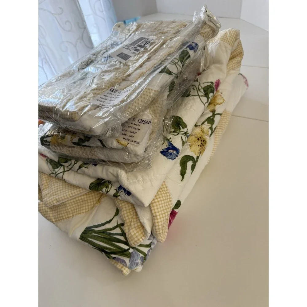 Quilt 80x80 Inches Yellow Farm House Cottagecore With 2 Shams